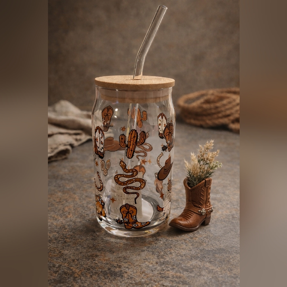 Western Themed Glass Tumbler with Straw